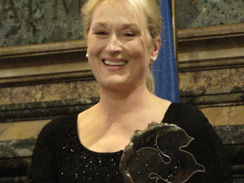 Maryl Streep con il trofeo 